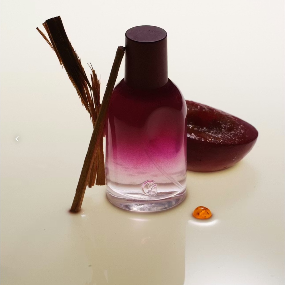 Glossier You Reve
